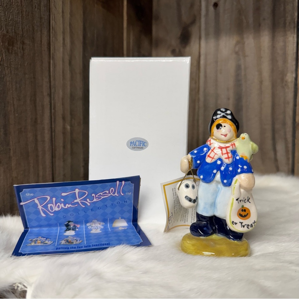 5/$25 Robin Russell Ceramic Halloween Pirate Trick or Treater Figurine NIB
